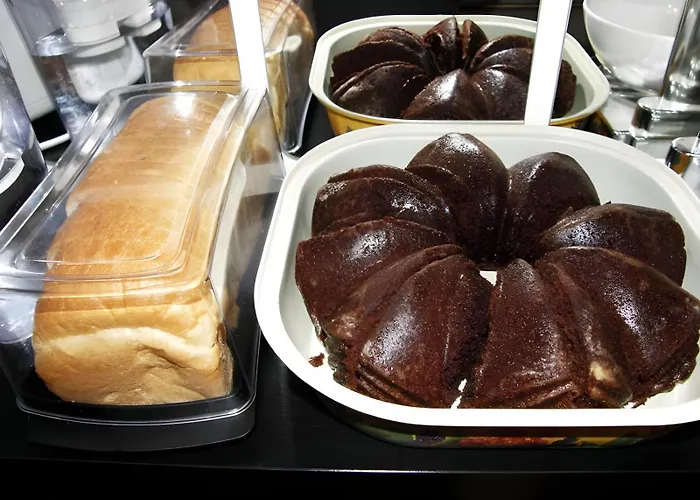 Breakfast In Bed 4* Rom